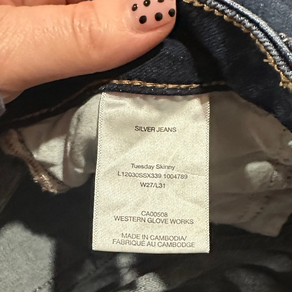 Women's SilverJeans Co. size 27/31 - Picture 3 of 7